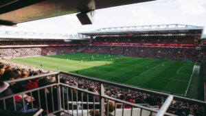 tottenham-vence-a-manchester-united-3-0-tras-expulsion-de-bruno-fernandes-en-la-premier-league