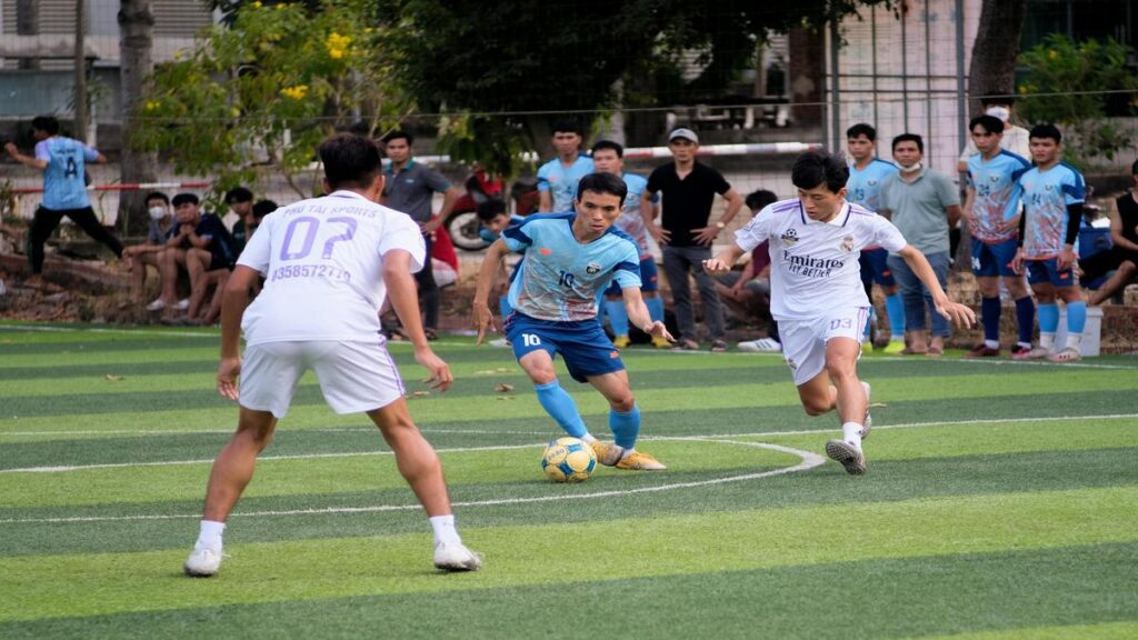 endrick-y-savinho-compiten-por-el-premio-golden-boy-como-los-mejores-jovenes-futbolistas-de-europa