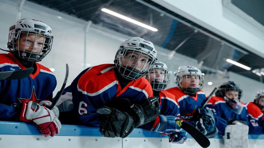 jessica-campbell-se-convierte-en-la-primera-entrenadora-mujer-de-la-nhl-con-seattle-kraken