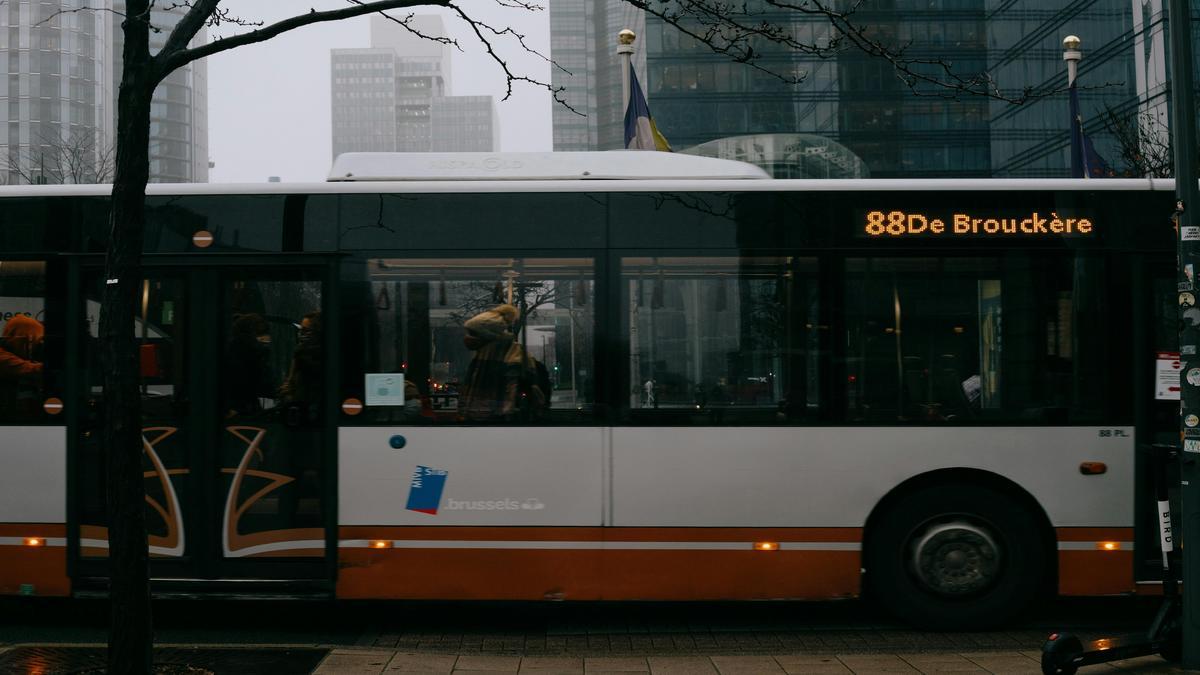 Negociaciones Críticas entre Sindicatos y Patronal del Transporte