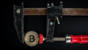 bitcoin-se-acerca-a-su-mejor-mes-del-ano-con-una-ganancia-del--en-noviembre-y-un-precio-que-roza