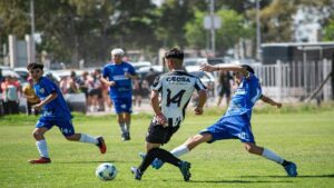 brusque-derrota-a-guarani-en-duelo-entre-equipos-descendidos-de-la-serie-b