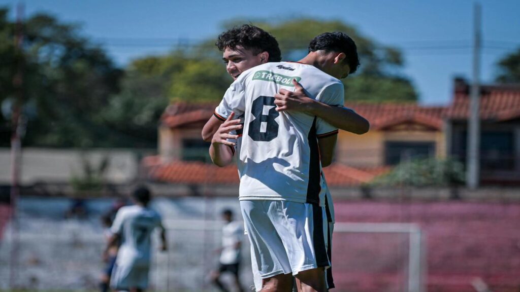 fausto-vera-expresa-su-descontento-tras-la-nueva-derrota-del-atletico-mg-en-el-brasileirao