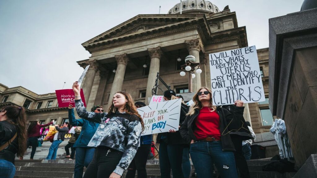 libia-crea-policia-de-la-moral-para-imponer-el-velo-a-mujeres-y-restringir-su-libertad-de-movimiento